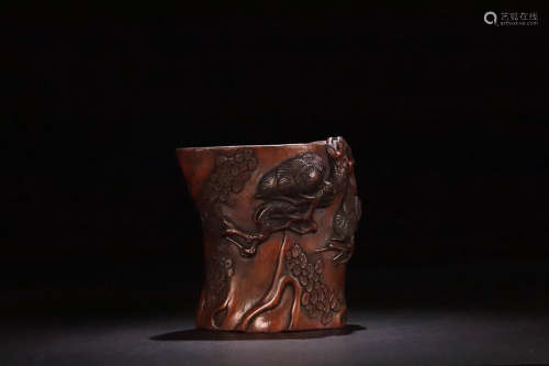 17-19TH CENTURY, AN OLD PINE PATTERN BAMBOO BRUSH POT, QING DYNASTY