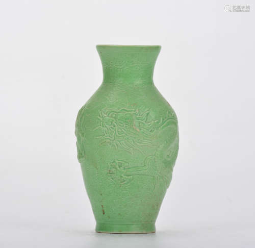 A Chinese Green Ground Porcelain Vase