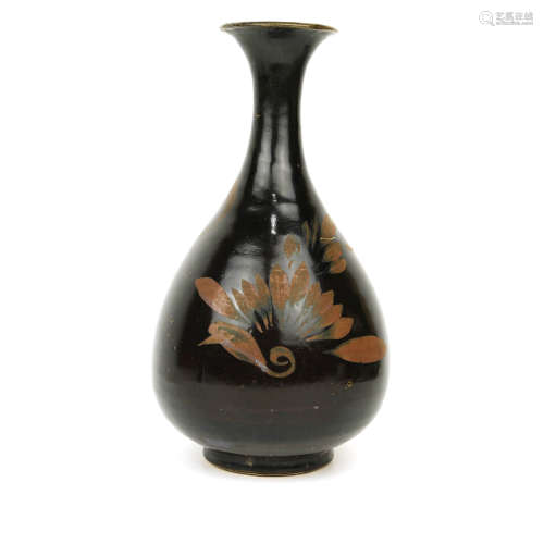 A Chinese Jin-Zhou Porcelain Vase