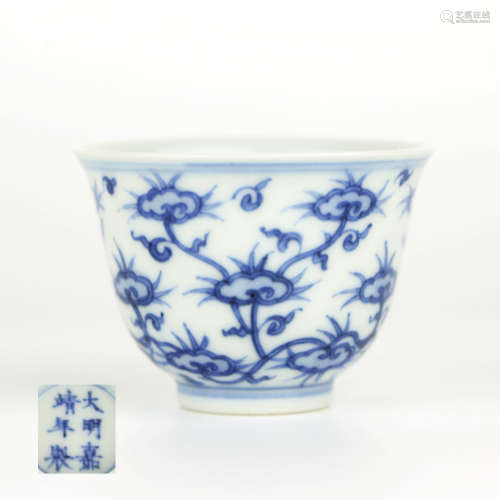 A Chinese Blue and White Porcelain Cup