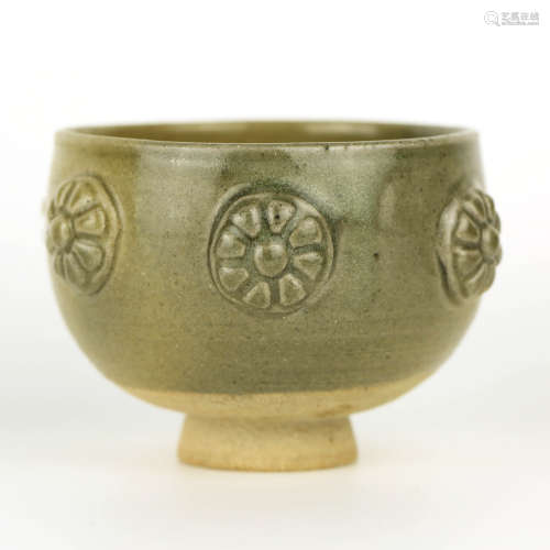A Chinese Green Glazed Porcelain Cup