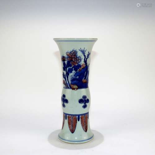 A Chinese Blue and White Porcelain Vase