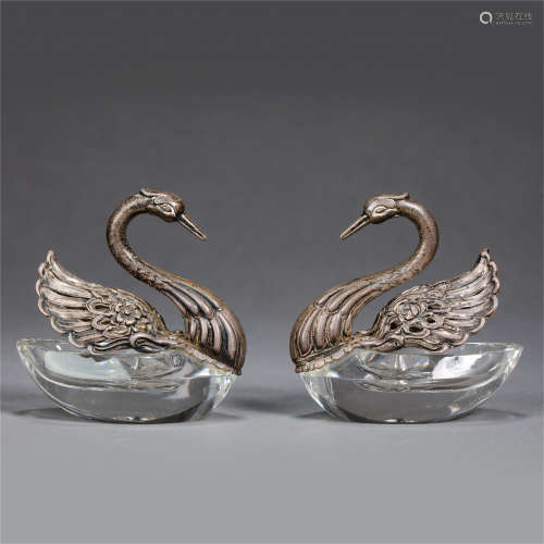 PAIR OF CHINESE SILVER ROCK CRYSTAL SWAN BRUSH WASHER