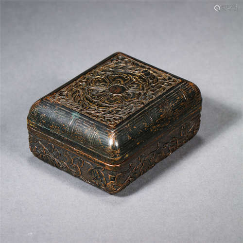 CHINESE GILT BRONZE SQUARE BOX