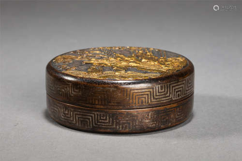 CHINESE GILT BRONZE MEN IN BAMBOO ROUND LIDDED BOX