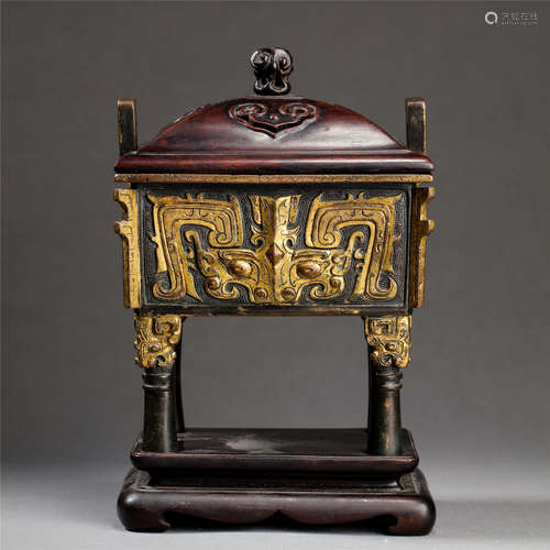 CHINESE GILT BRONZE SQUARE CENSER WITH ROSEWOOD BASAE AND LID