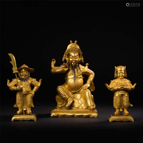 CHINESE GILT BRONZE SEATED GERNERAL WITH TWO GUARDIAN