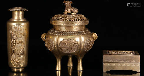 SET OF BRONZE CASTED FLOWER PATTERN CENSER