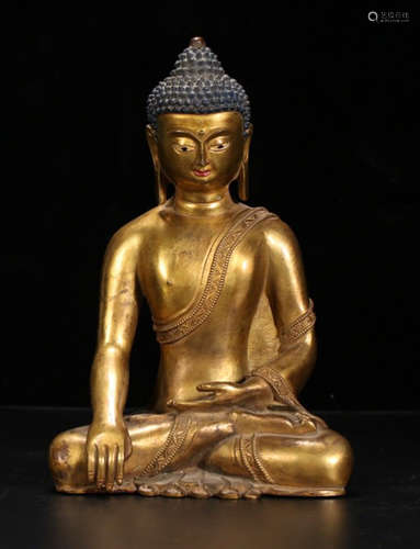 A GILT BRONZE CASTED SAKYAMUNI BUDDHA