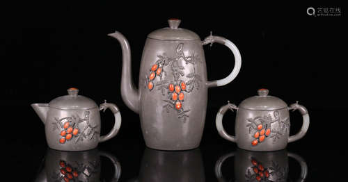 SET OF TIN CASTED GEM DECORATED TEA POT