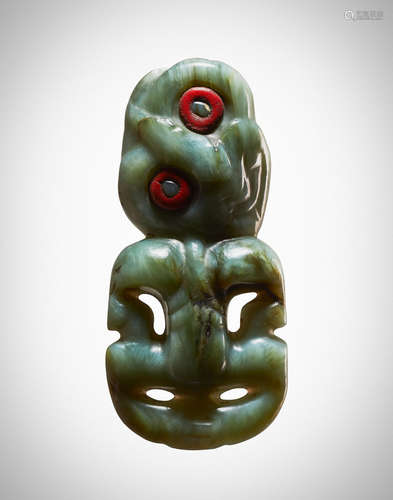 Exceptional Maori Anthropomorphic Pendant, New Zealand, ca. 1600-1850