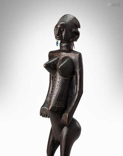 Exquisite Bamana Standing Female Figure, Mali