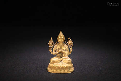 18-19TH CENTURY, A TIBETAN GILT BRONZE BUDDHA STATUE, LATER QING DYNASTY.