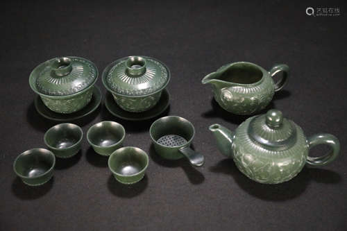 17-19TH CENTURY, A FLORAL PATTERN HETIAN JADE TEASET, QING DYNASTY