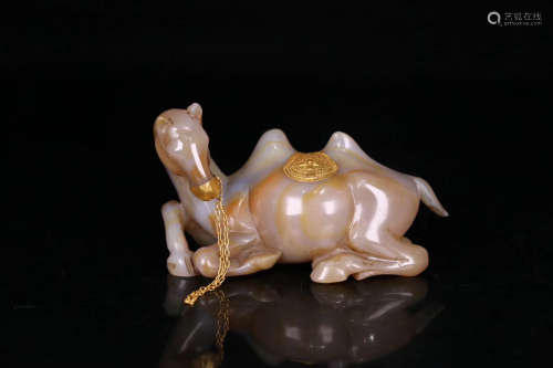 17-19TH CENTURY, AN OLD CAMEL DESIGN AGATE CARVING ORNAMENTS, QING DYNASTY