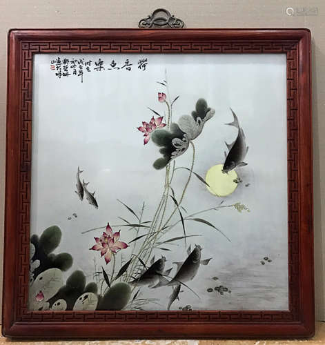 A PORCELAIN PAINTING OF WATER LILY BY DENG BISHAN