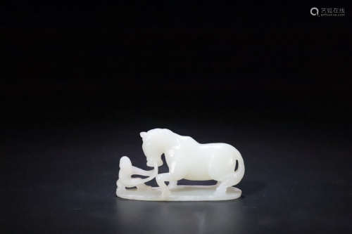 17-19TH CENTURY, A MAN&HORSE DESIGN HETIAN JADE CARVING ORNAMENT, QING DYNASTY.