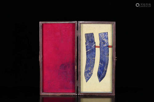 17-19TH CENTURY, A PAIR OF LAZURITE KNIFE, QING DYNASTY