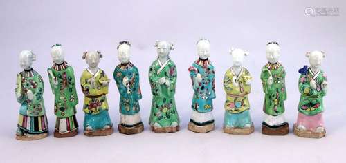 CHINE Époque JIAQING (1796 1820) NEUF STATUETTES e…