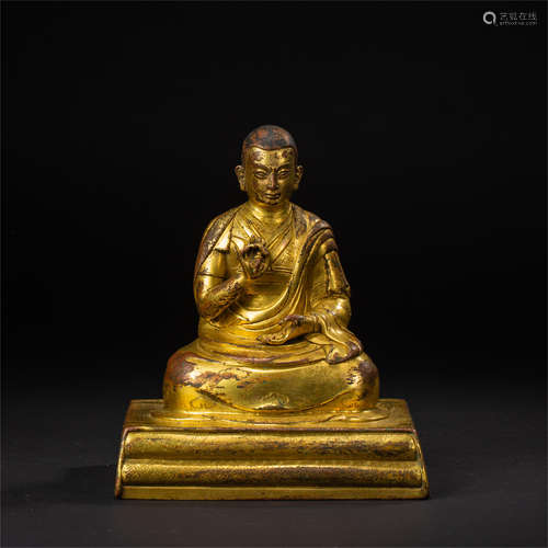 TIBETAN GILT BRONZE SEATED GURU