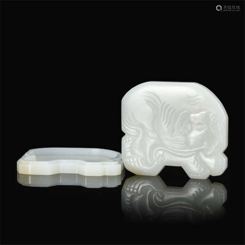 CHINESE WHITE JADE ELEPHANT LIDDED BOX