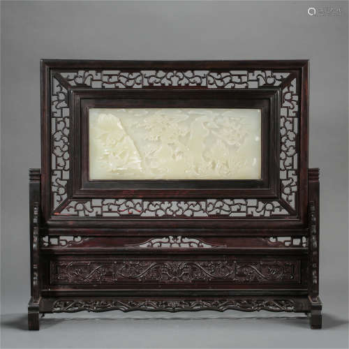CHINESE WHITE JADE PLAQUE ROSEWOOD TABLE SCREEN