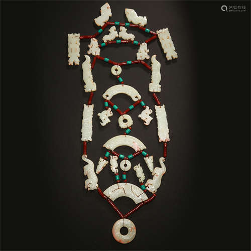 CHINESE JADE NECKLACE HAN DYNASTY