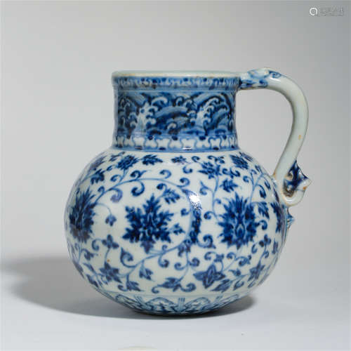 CHINESE PORCELAIN BLUE AND WHITE FLOWER WATER KETTLE