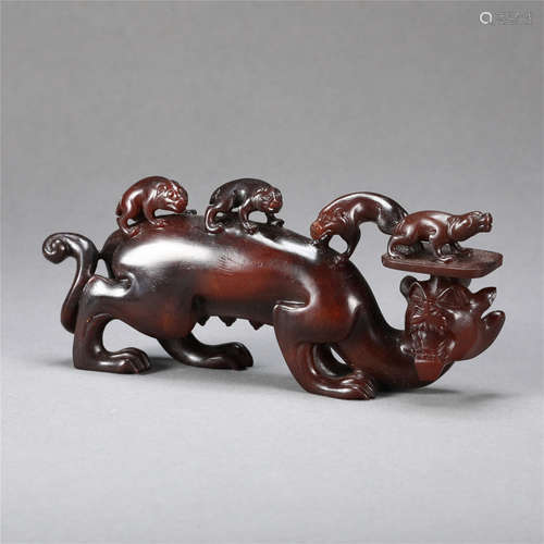 CHINESE JADE BEAST TABLE ITEM HAN DYNASTY