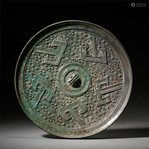 CHINESE BRONZE ROUND MIRROR HAN DYNASTY