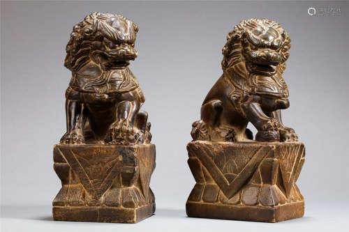 PAIR OF CHINESE STONE LION