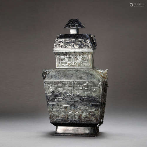 CHINESE JADE LIDDED SQUARE VASE