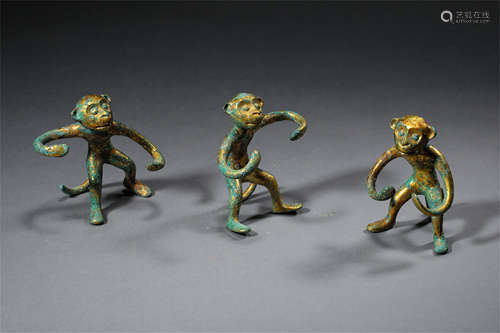 THREE CHINESE GILT BRONZE MONKEY HAN DYNASTY