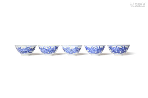 A SET OF FIVE CHINESE BLUE AND WHITE CUPS SIX CHARACTER GUANGXU MARKS AND OF THE PERIOD 1875-1908