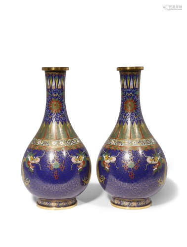 A PAIR OF CHINESE CLOISONNE BOTTLE VASES SIGNED LAO TIAN LI EARLY 20TH CENTURY The body of each