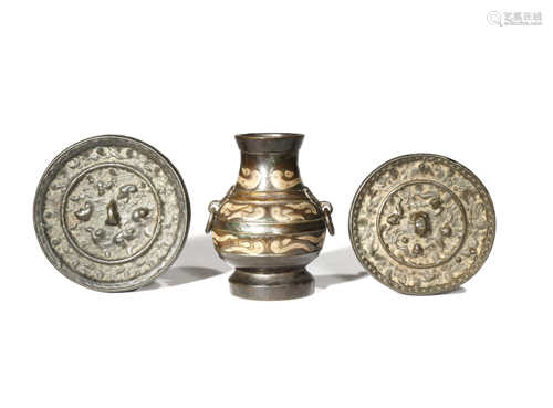 A SMALL CHINESE SILVER INLAID BRONZE HU-SHAPED VASE AND TWO BRONZE MIRRORS PROBABLY MING DYNASTY The