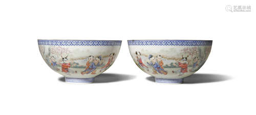 A PAIR OF CHINESE FAMILLE ROSE EGGSHELL PORCELAIN 'BOYS' BOWLS 20TH CENTURY Painted with