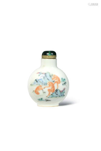 A RARE CHINESE FAMILLE ROSE 'MONKEYS' SNUFF BOTTLE FOUR CHARACTER XIANFENG MARK AND OF THE PERIOD