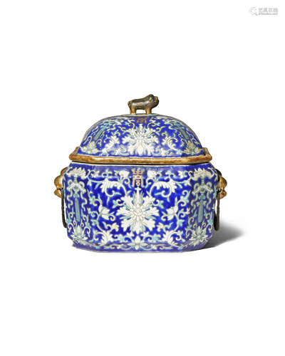 A CHINESE BOWL, COVER AND LINER SIX CHARACTER TONGZHI MARK AND OF THE PERIOD 1862-74 The body and