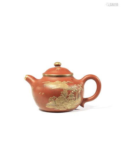 AN UNUSUAL CHINESE GILT-LACQUER DECORATED SMALL YIXING TEAPOT AND COVER 18TH CENTURY Decorated in