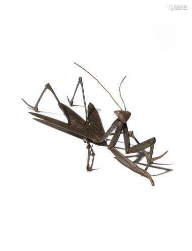 A JAPANESE IRON ARTICULATED MODEL OF A MANTIS, JIZAI OKIMONO 19TH/20TH CENTURY The insect with fully