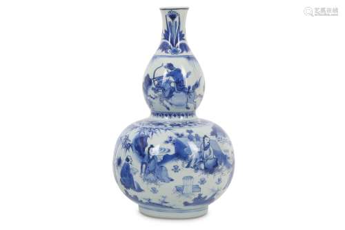 A CHINESE BLUE AND WHITE DOUBLE GOURD 'SCHOLARS AND HUNTSMAN' VASE.