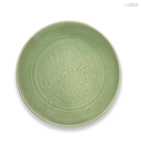Early Ming Dynasty A large Longquan celadon-glazed dish