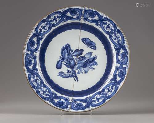 A large Chinese blue and white charger