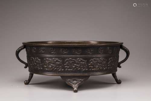 A Chinese bronze censer