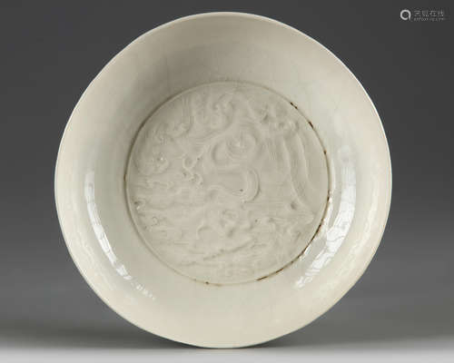 A Chinese white-glazed moulded