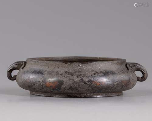 A Chinese bronze censer