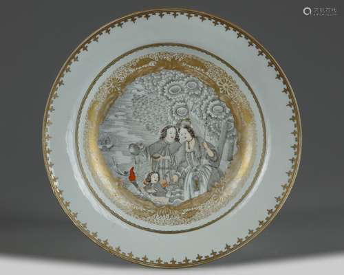 A Chinese en grisaille and gilt-decorated 'Love' dish