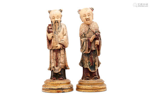 Qing dynasty A pair of soapstone Taoist figures