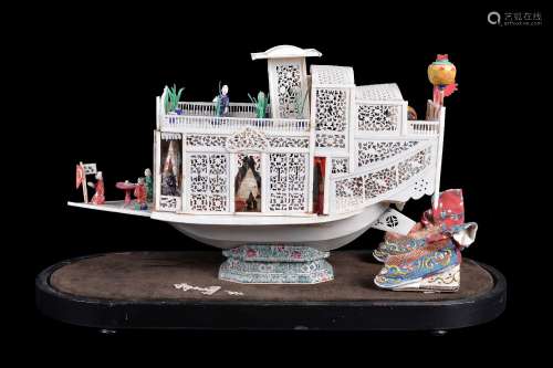 ϒ A Cantonese ivory model of a 'Flower Boat'